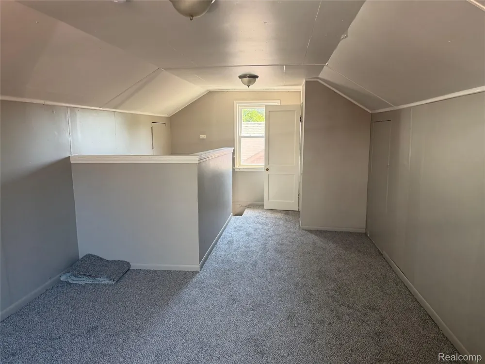 16767 Lincoln Avenue Eastpointe City, MI 48021