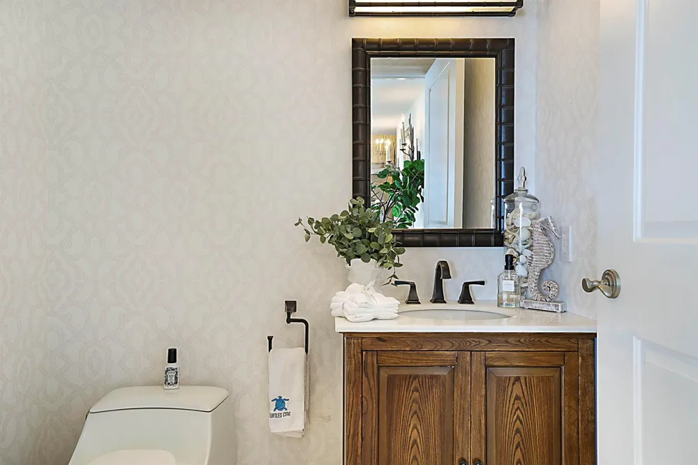 2700 OCEAN DRIVE #2206B Singer Island, FL 33404
