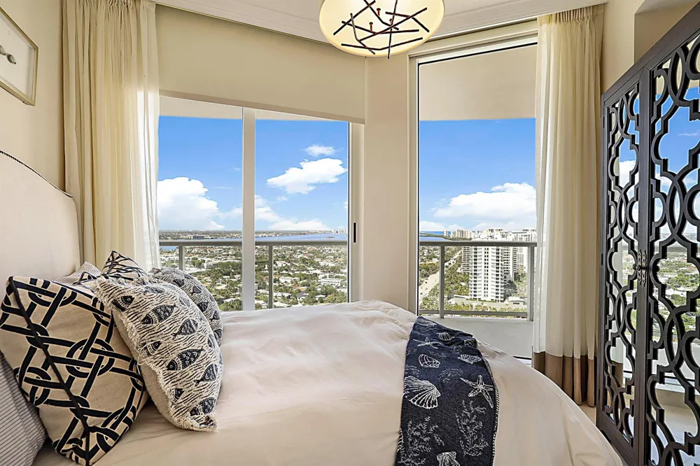 2700 OCEAN DRIVE #2206B Singer Island, FL 33404