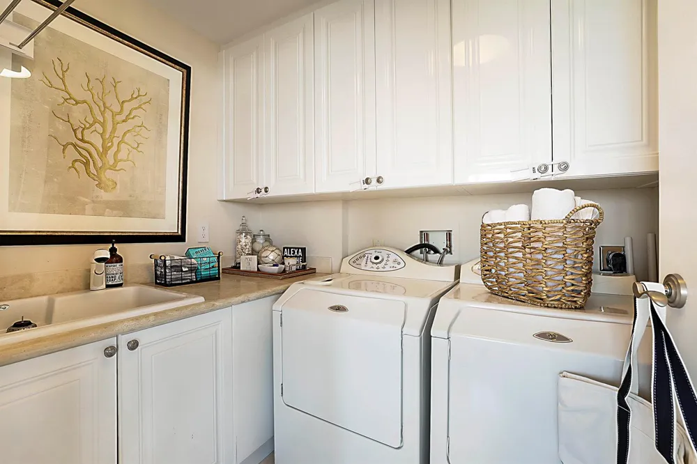 2700 OCEAN DRIVE #2206B Singer Island, FL 33404