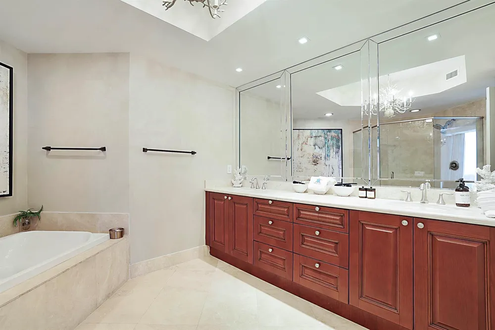 2700 OCEAN DRIVE #2206B Singer Island, FL 33404