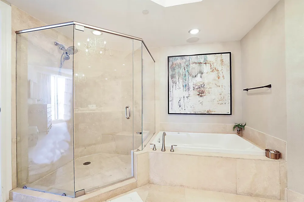 2700 OCEAN DRIVE #2206B Singer Island, FL 33404
