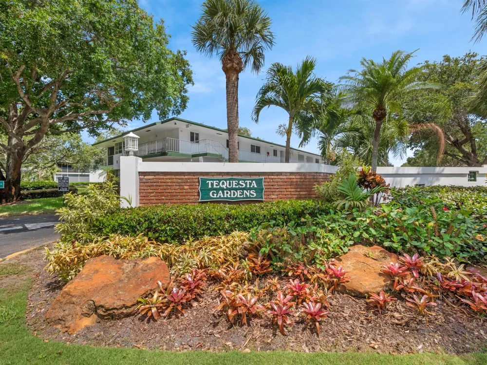 3 Westwood Avenue #101E Tequesta, FL 33469