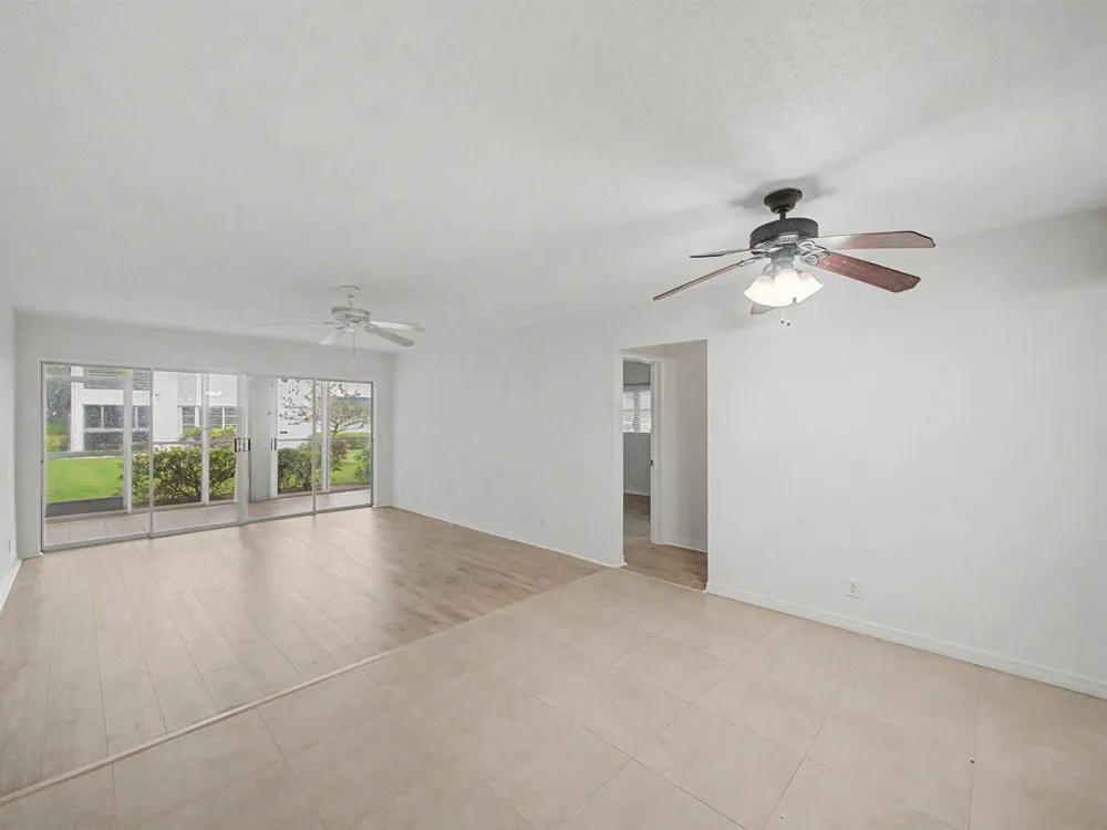 3 Westwood Avenue #101E Tequesta, FL 33469