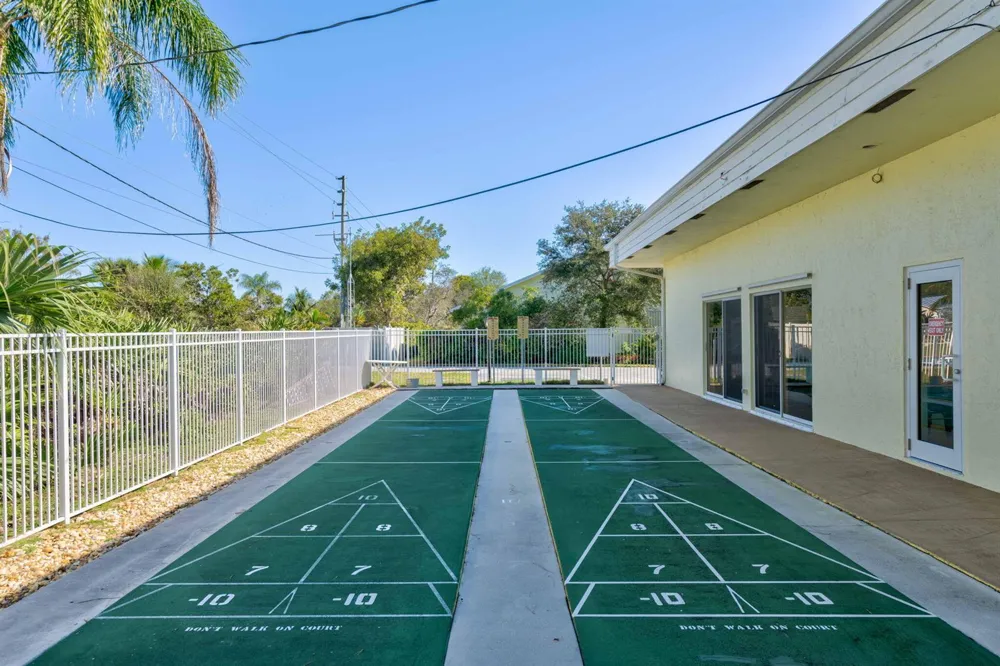 10924 SE STONEHILL LANE Hobe Sound, FL 33455