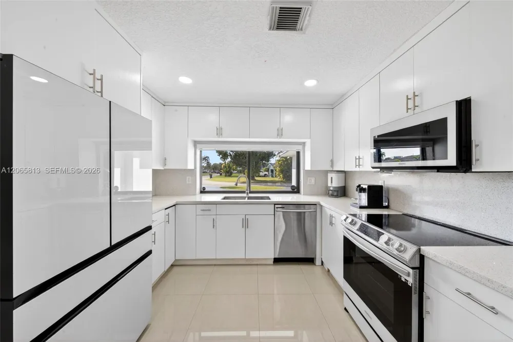 11951 SW 120th Ter Miami, FL 33186