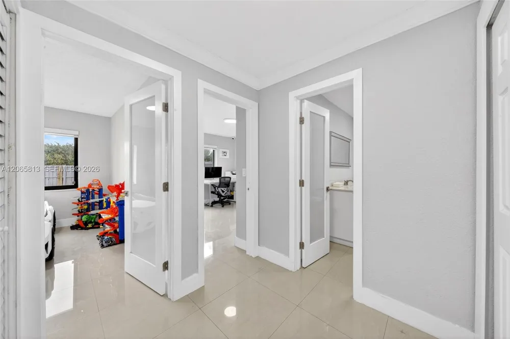 11951 SW 120th Ter Miami, FL 33186
