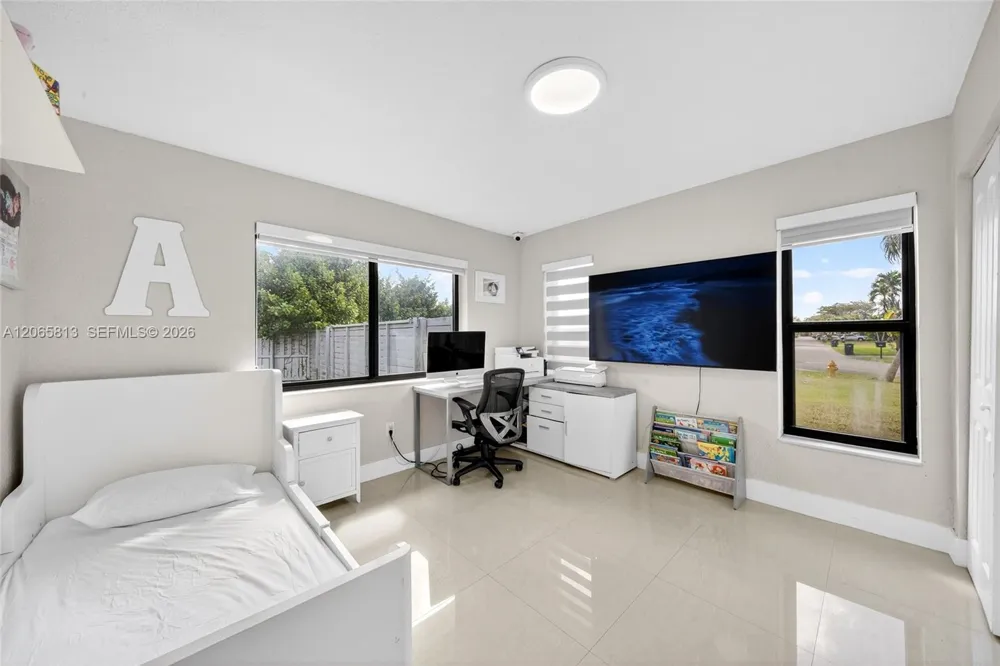 11951 SW 120th Ter Miami, FL 33186