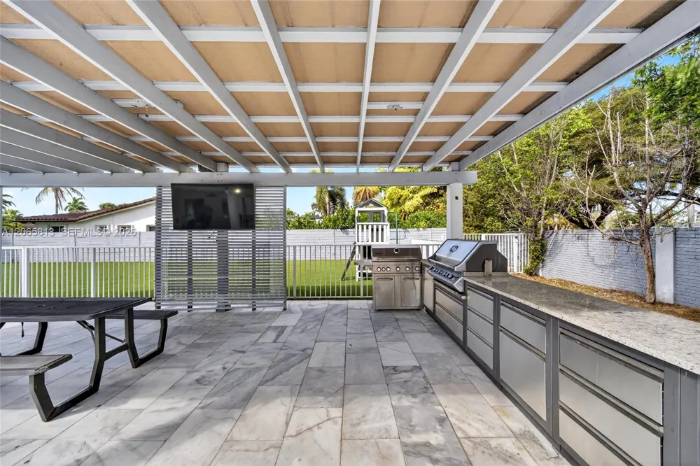 11951 SW 120th Ter Miami, FL 33186
