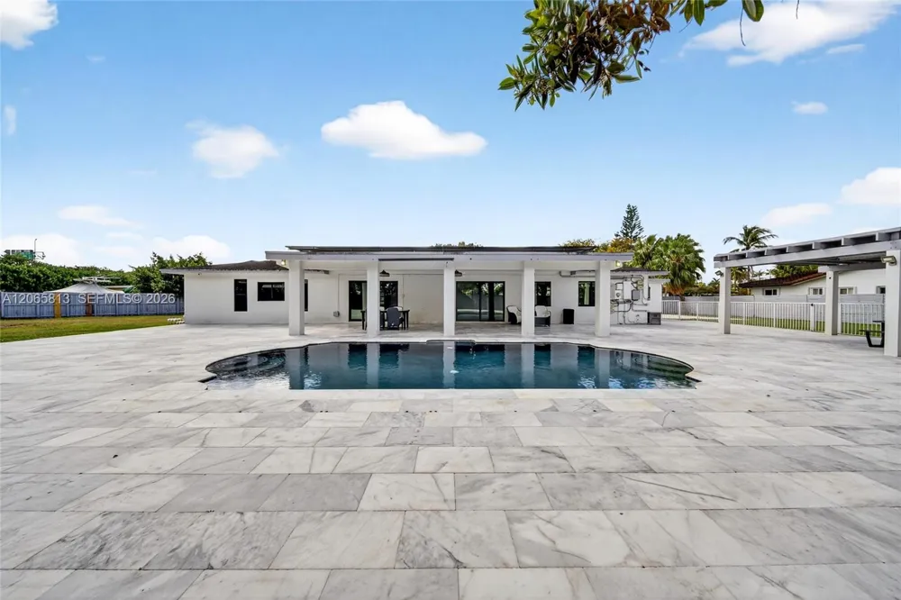 11951 SW 120th Ter Miami, FL 33186