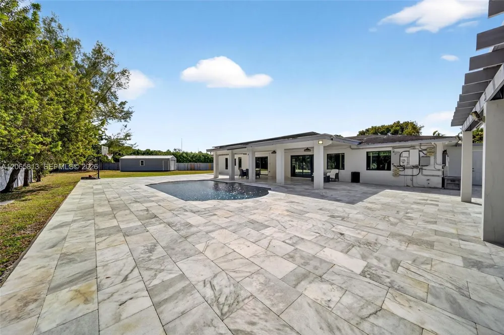 11951 SW 120th Ter Miami, FL 33186
