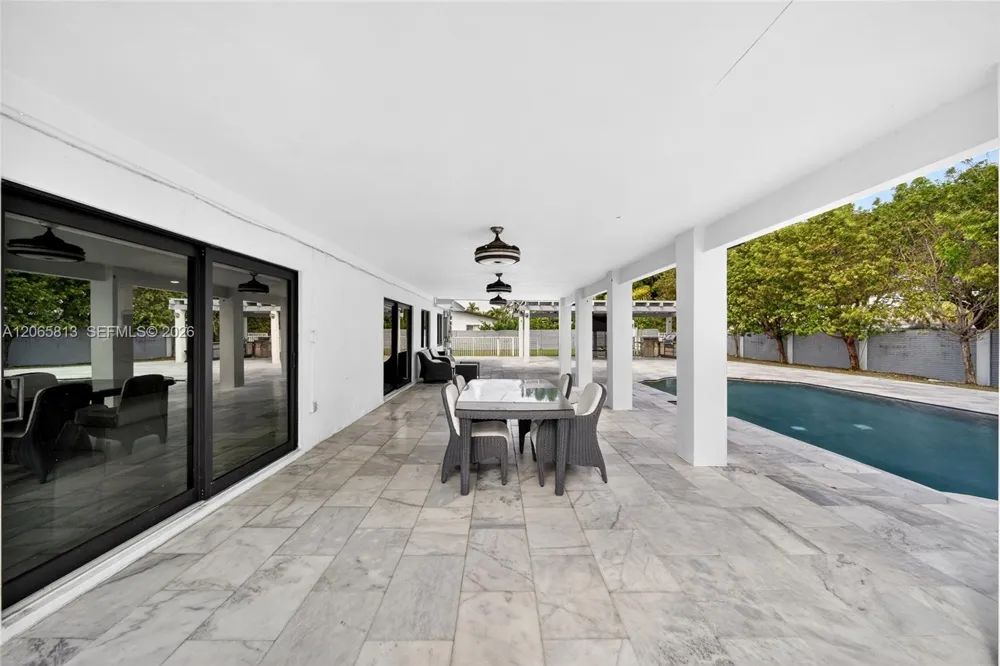 11951 SW 120th Ter Miami, FL 33186