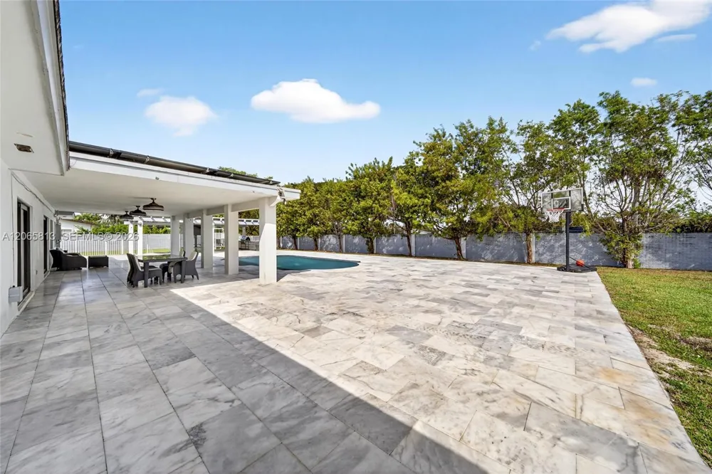 11951 SW 120th Ter Miami, FL 33186