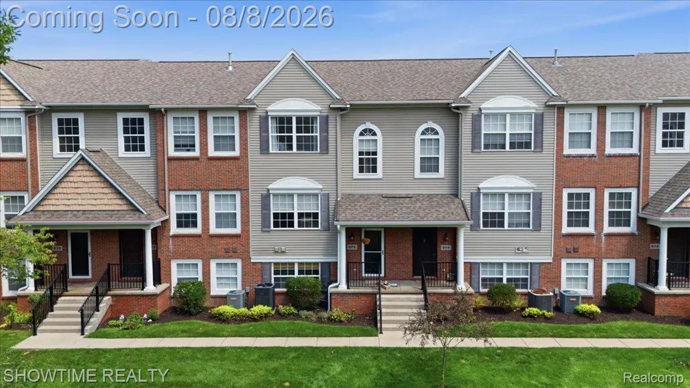 826 Eagle Drive Fenton City, MI 48430