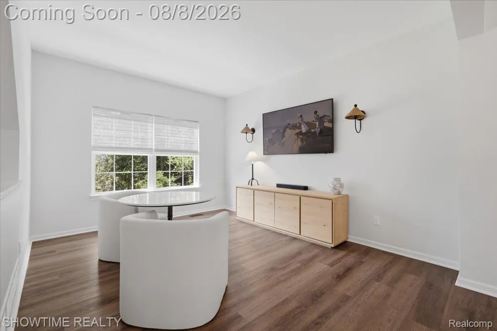 826 Eagle Drive Fenton City, MI 48430