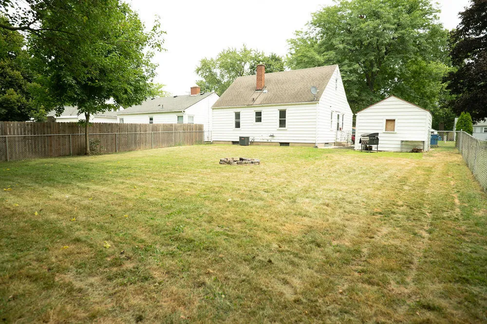 917 Clearview Street Kalamazoo Charter Township, MI 49048