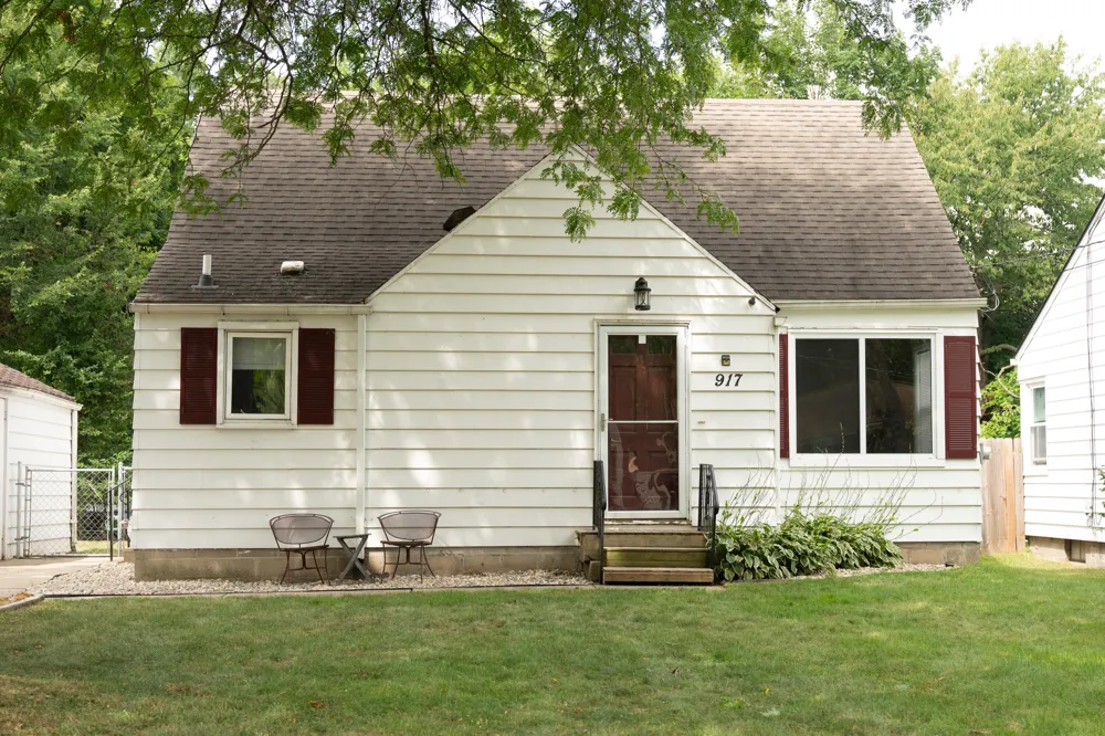 917 Clearview Street Kalamazoo Charter Township, MI 49048