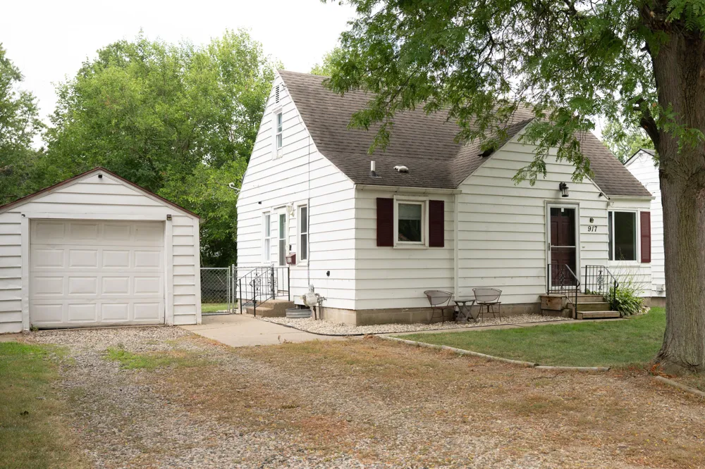 917 Clearview Street Kalamazoo Charter Township, MI 49048