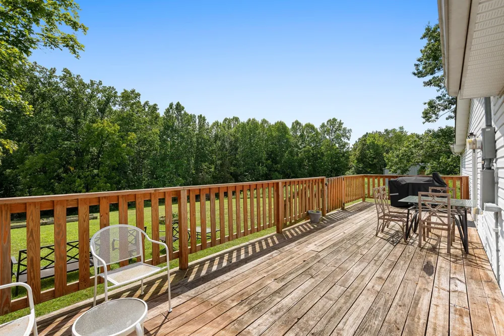 411 Purtle Rd Lafayette, TN 37083
