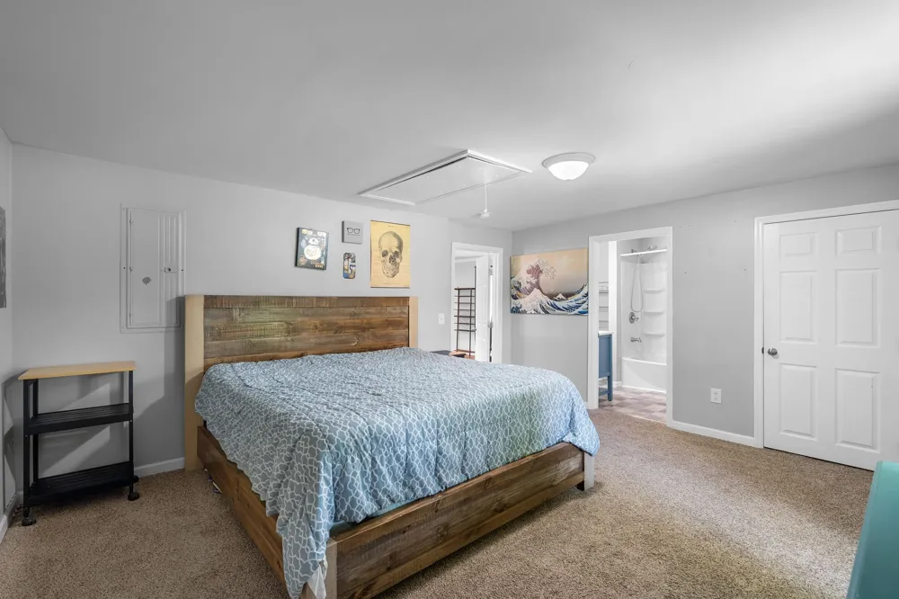 411 Purtle Rd Lafayette, TN 37083