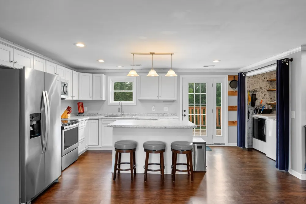 411 Purtle Rd Lafayette, TN 37083