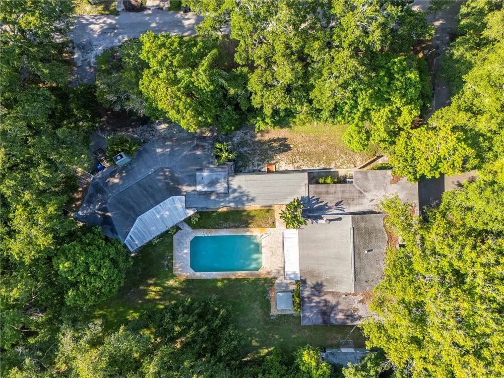 2162 LONG BOW LANE Clearwater, FL 33764
