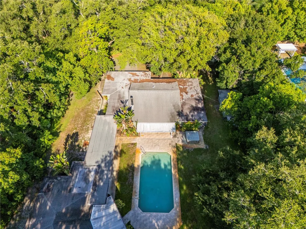 2162 LONG BOW LANE Clearwater, FL 33764