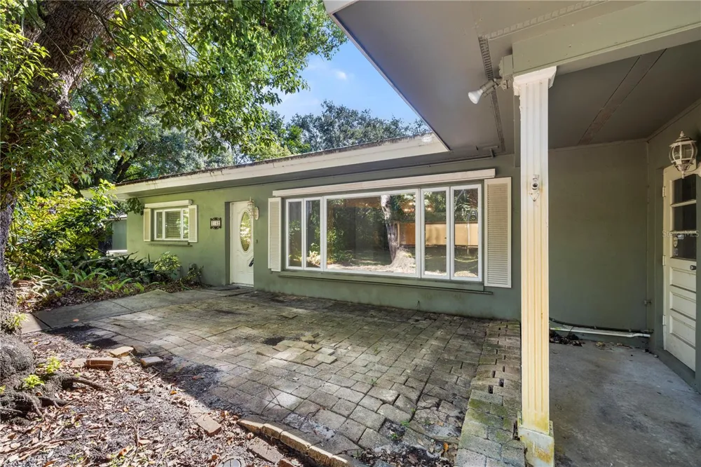2162 LONG BOW LANE Clearwater, FL 33764