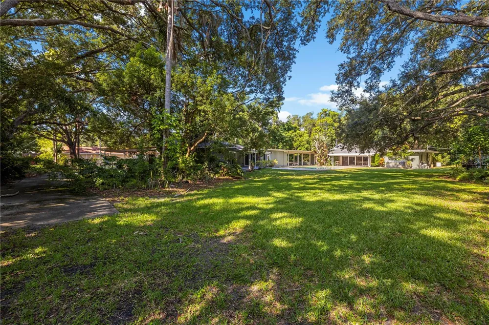 2162 LONG BOW LANE Clearwater, FL 33764