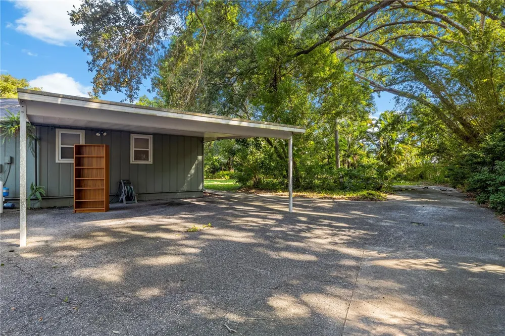 2162 LONG BOW LANE Clearwater, FL 33764