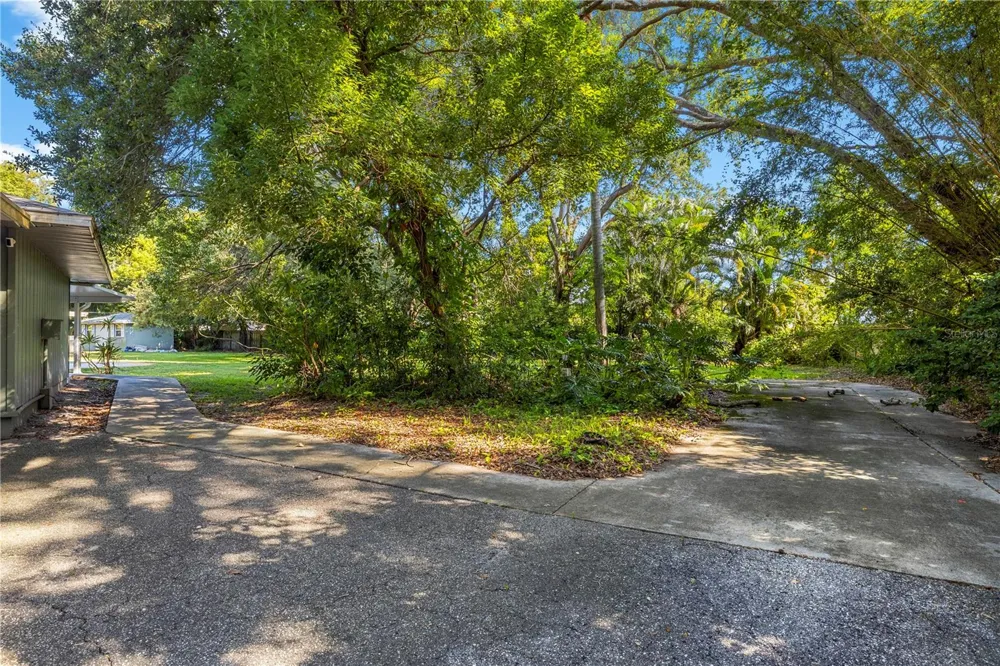 2162 LONG BOW LANE Clearwater, FL 33764