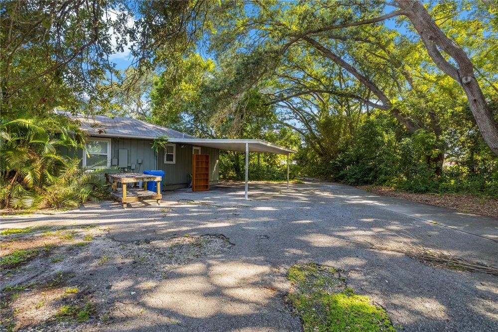 2162 LONG BOW LANE Clearwater, FL 33764