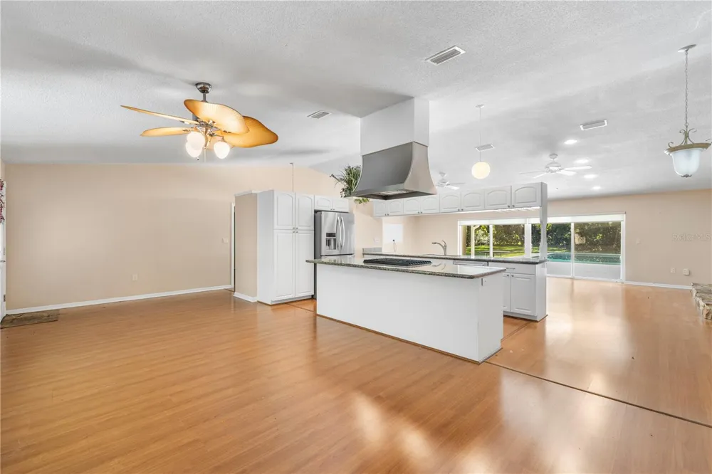 2162 LONG BOW LANE Clearwater, FL 33764