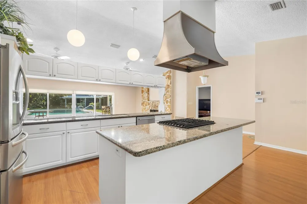 2162 LONG BOW LANE Clearwater, FL 33764