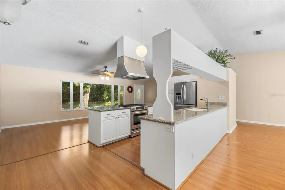 2162 LONG BOW LANE Clearwater, FL 33764