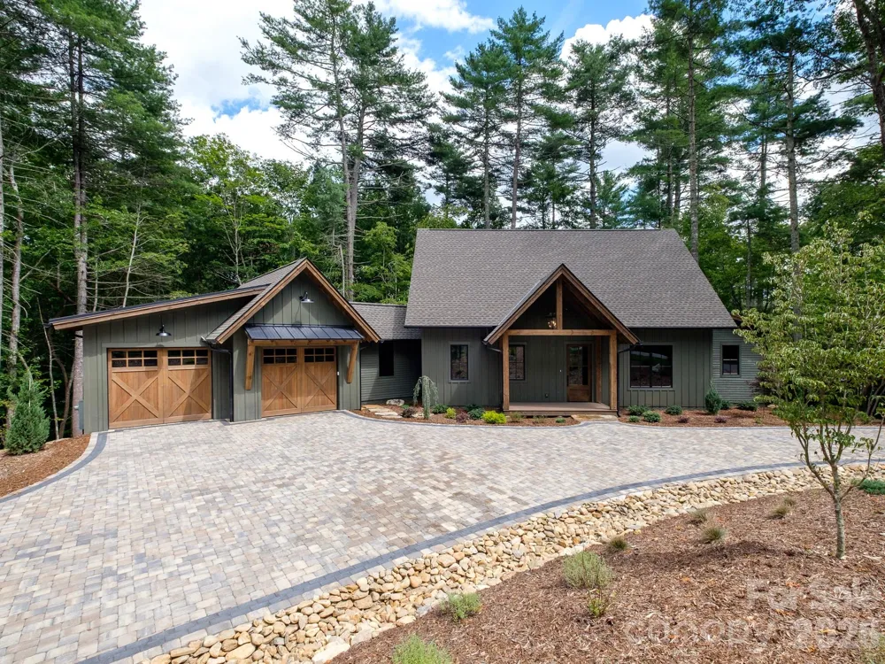 465 Mountain Brook Trail Brevard, NC 28712