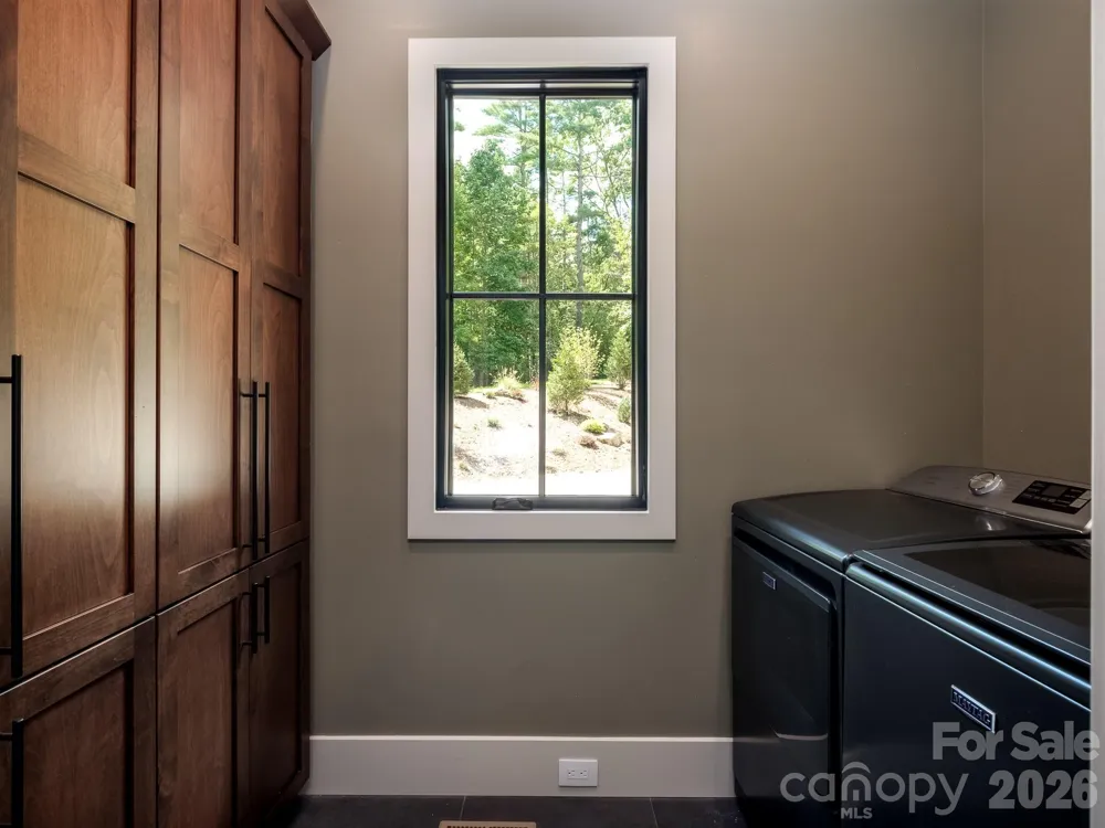 465 Mountain Brook Trail Brevard, NC 28712
