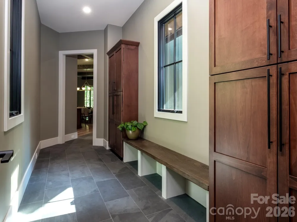 465 Mountain Brook Trail Brevard, NC 28712