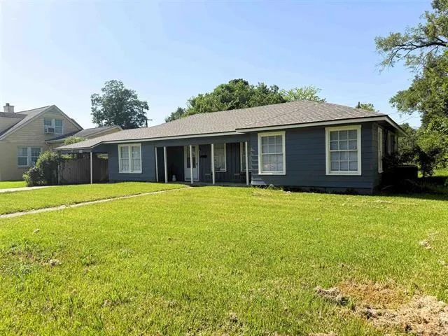 2330 Rusk Street Beaumont, TX 77702