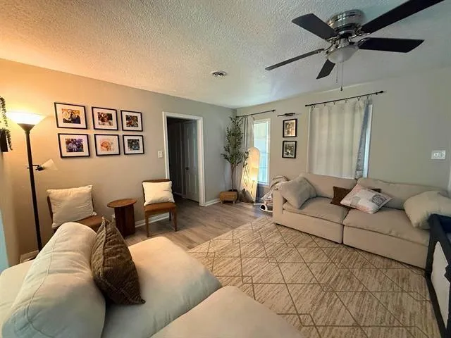 2330 Rusk Street Beaumont, TX 77702