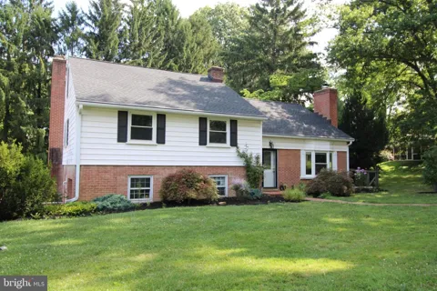 1133 COLONIAL ROAD