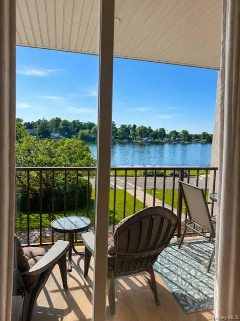 141 E Lake Boulevard #H2