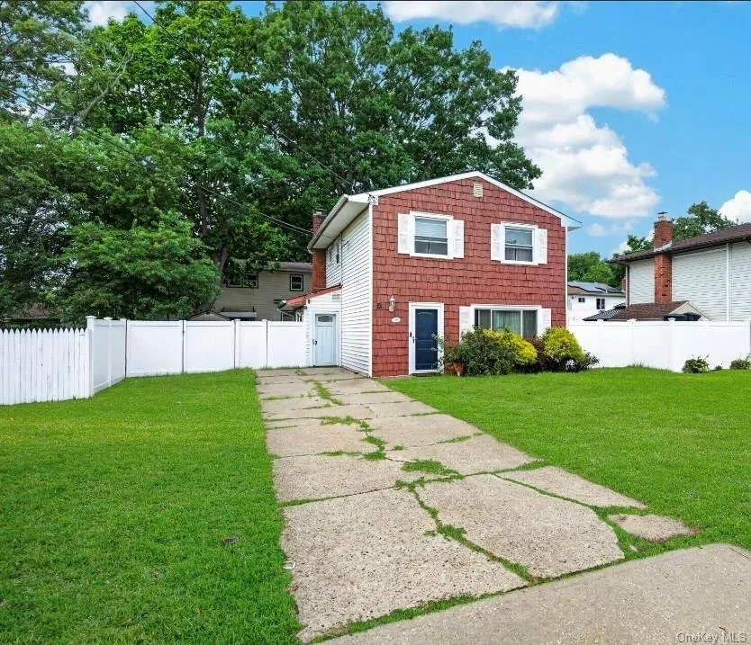 60 Lincoln Avenue Deer Park, NY 11729