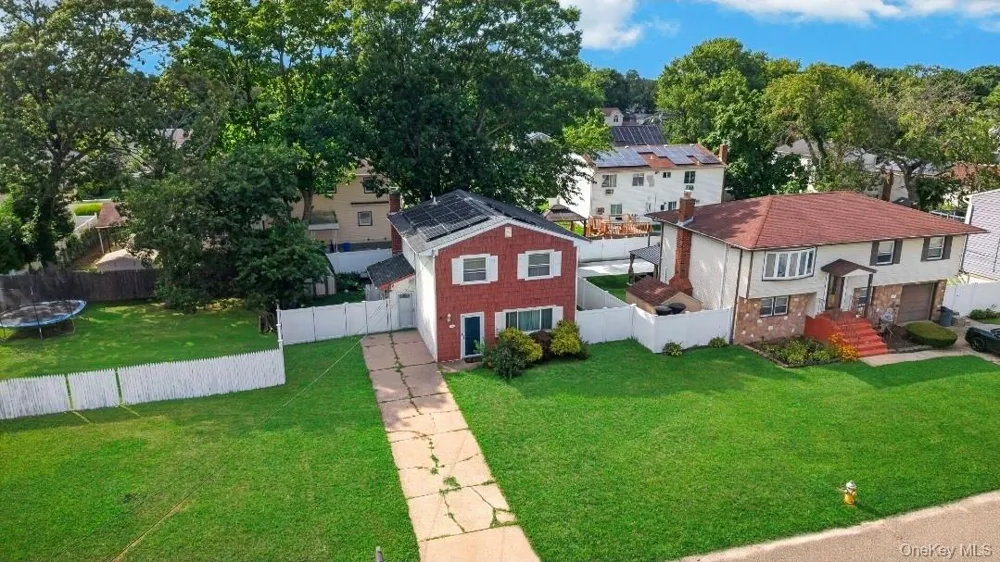 60 Lincoln Avenue Deer Park, NY 11729