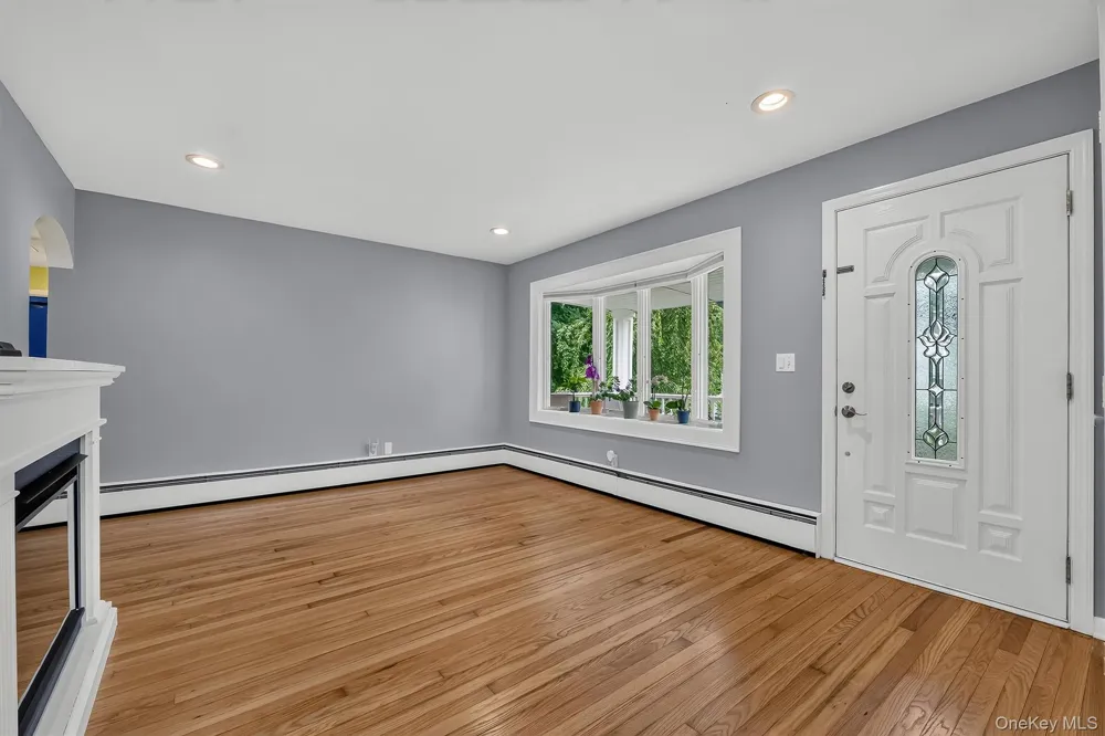 8 Durrin Avenue Cortlandt Manor, NY 10567