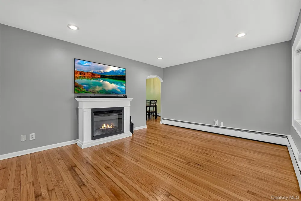 8 Durrin Avenue Cortlandt Manor, NY 10567
