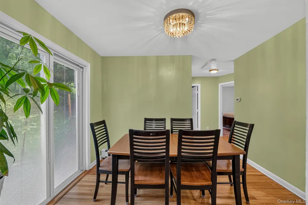 8 Durrin Avenue Cortlandt Manor, NY 10567