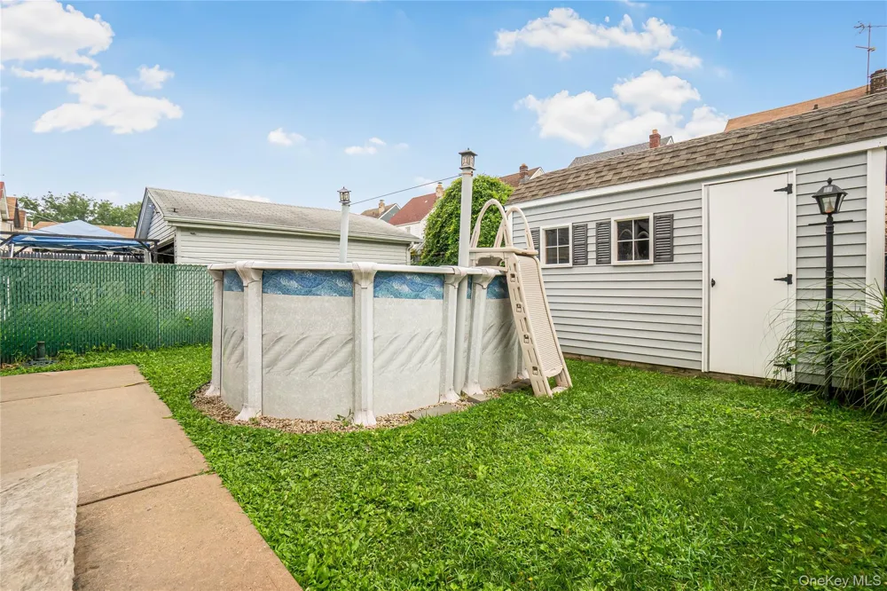 9423 209th Street Queens Village, NY 11428