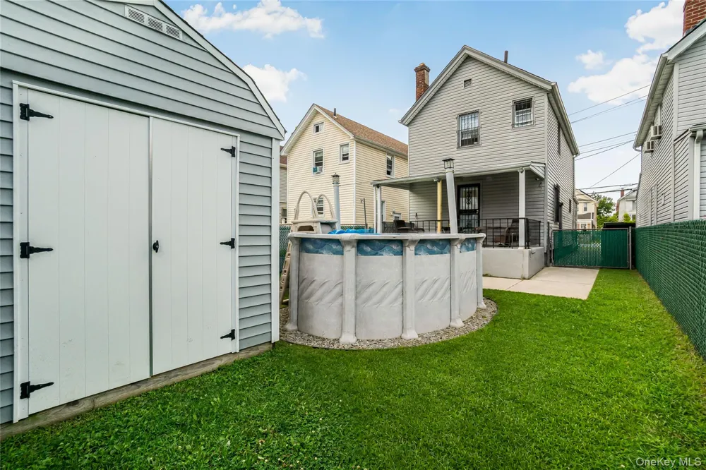 9423 209th Street Queens Village, NY 11428