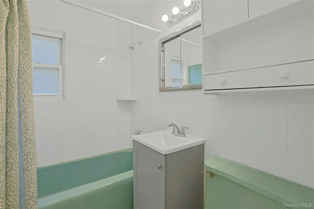 140 Broadway #U-4 Irvington, NY 10533